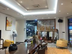 -豪逸健体(中骏广场店)