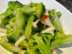 -吕氏焗小鲜•海鲜青岛菜(总店)