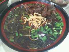 -小龙大肉面馆