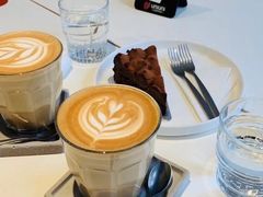 -UNI UNI(环亚凯瑟琳店)