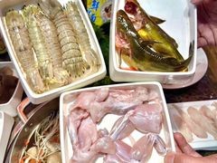 -来龍儿鲜切牛肉自助老火锅