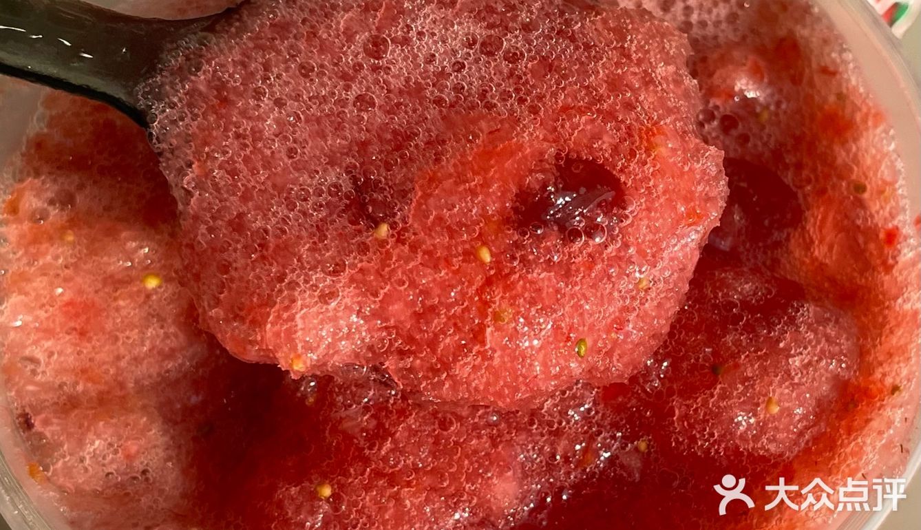 我也不想买…可是这是车厘子🍒莓莓诶！！