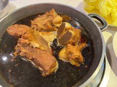招牌酱猪骨头-运气牛自助酱大骨火锅(南京东路店)