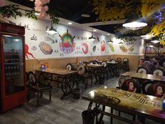 大堂-特色酱椒鱼私房菜(黄鹤楼店)