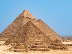 -吉萨金字塔群