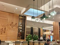 -华邑酒店·鲜艳全日自助餐厅