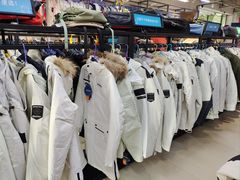 -探路者工厂店(宏福科技园店)