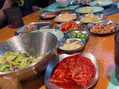 -唯成•韩国炭火烤肉 유성고기