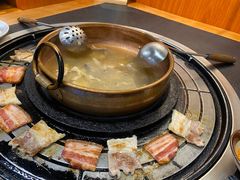 -阿山卓·野生菌火锅·纳西火塘烤肉