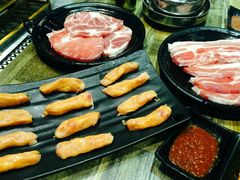 -哈哈碳都·牛肋条无限自助烤肉(台江万达店)