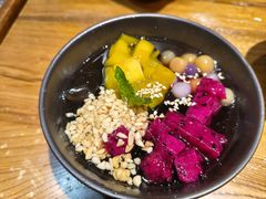 五彩冰粉-云海肴·汽锅鸡·云南菜(美罗城店)