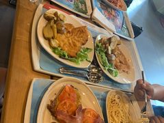 -卡斯特罗马诺名品奥特莱斯