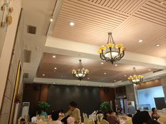 -鹿鸣酒家(越秀店)
