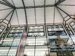 -梅龙镇广场