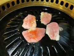 -炼火烤肉店
