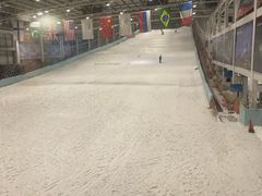 -乔波室内滑雪场