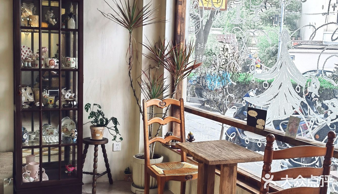 面包or蛋糕傻傻分不清楚？！好吃就是王道[强]