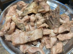 炸过的鱼摆摆-肖肖酸萝卜鱼火锅(总店)