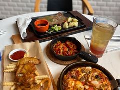 -必胜客(大坪英利店)