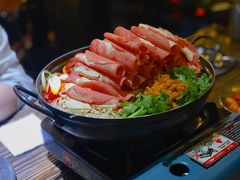 部队锅-MI WU FACTORY米屋美食工厂餐厅(绿地店)