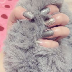 -莉娜美睫·穿戴甲