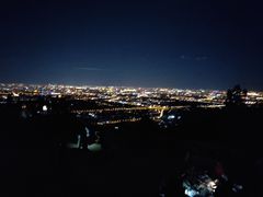 -鬼笑石后山停车场