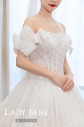 -Lady  Jane高端婚纱礼服馆