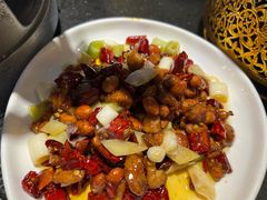 -万重锦·人文川菜馆(骡马市店)