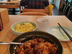 -宏状元现熬粥·京味菜(黄寺大街店)