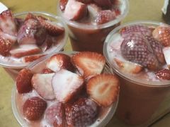 -十二中草莓冰·红豆沙冰屋(十二中店)