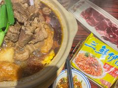 -沙胆彪炭炉牛杂煲(上海日月光广场店)