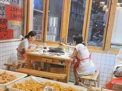 -佬缸炮江湖川菜(玉林店)