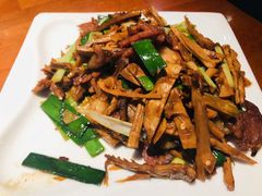 -黑鸡小馆(金源店)