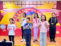 -蓝话筒·少儿成人演讲口才·主持朗诵·戏剧表演(大华第一坊店)