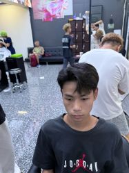 点击看大图 -藤野造型专业烫染接发