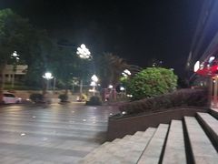 -丹江口渔村·湘味厨房(桃园店)