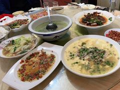 -洪霞餐馆