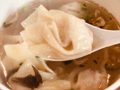 鲜肉馄饨-四季美汤包(户部巷店)