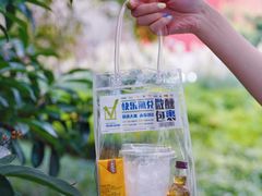 -全家便利店(愚园店)