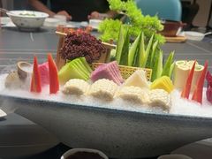 -鞍山大白鲨美食酒店