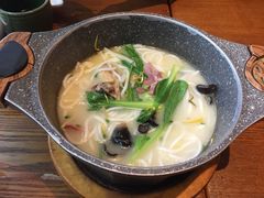 云南过桥米线-云海肴·汽锅鸡·云南菜(苏州中心店)