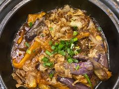 -阿瓦山寨·湘菜现炒·剁椒鱼头王(咸阳总店)