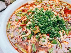 自贡水煮鱼-椒小兔·盐帮川菜中餐厅(金沙时代广场店)