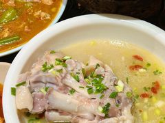 -肖四女乐山跷脚牛肉(滨江天街店)