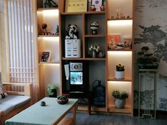 -宸玥酒店(成都西南财大地铁站店)