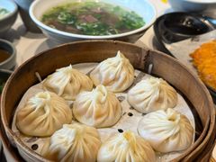 -馋三尺蟹粉小笼(人民广场店)