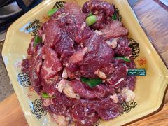 -黄利砖万峰林布依特色酸笋牛肉馆