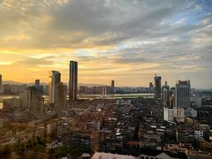 -东方豪景花园酒店·怡景旋转餐厅