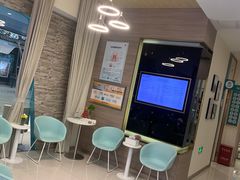 -维乐口腔(美维云门诊陆家嘴店)