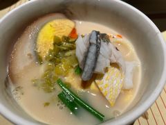 -荣家黄鱼面(前滩太古里店)